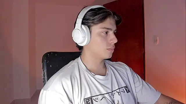 Giordano Russo online show from 10.31.25