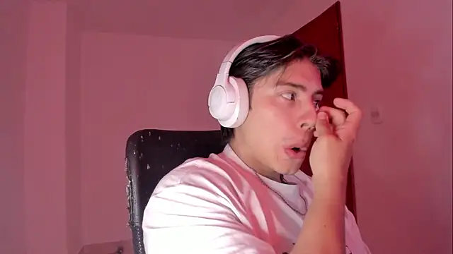 Giordano Russo online show from 11.05.25