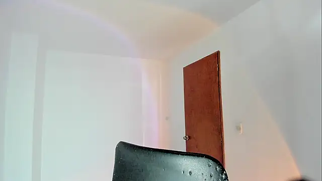 Snapshot of Giordano_Russo chatting on 01.10.26 Giordano Russo online show from 01.10.26