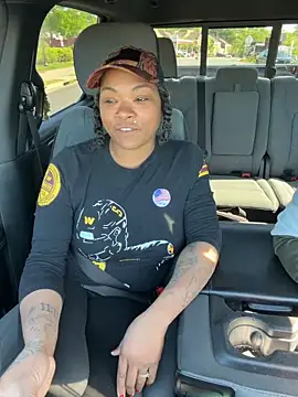 HaloRodeoLover2 online show from 04.21.26