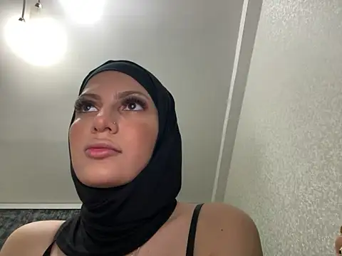 GumusGuray online show from 03.14.25