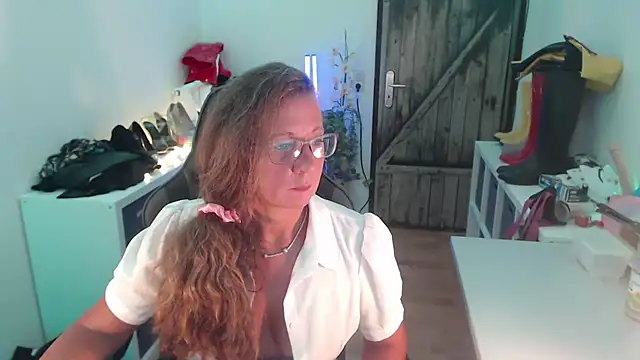 Snapshot of GeilesLuder75 chatting on 06.19.26 GeilesLuder75 online show from 06.19.26