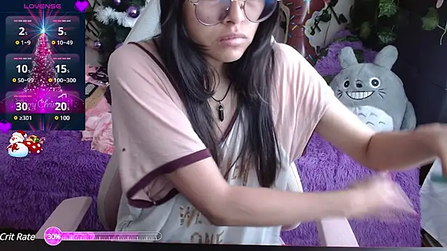 MidoriQuiinn online show from 12.18.24