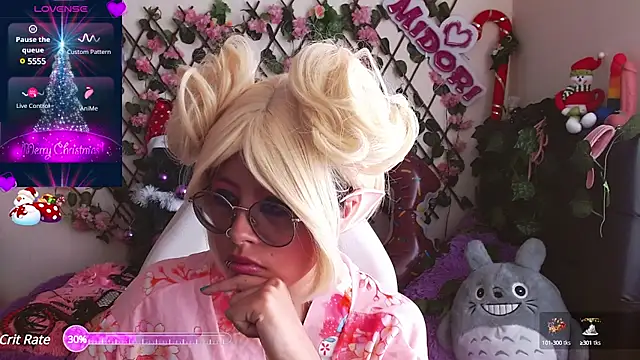 MidoriQuiinn online show from 12.18.24