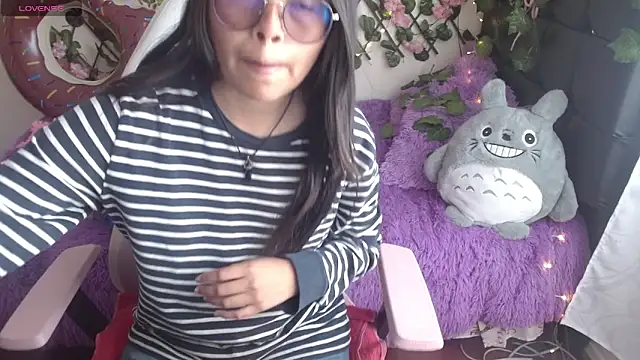 MidoriQuiinn online show from 01.17.25