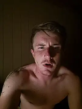 Snapshot of sprildaddy69 chatting on 10.23.25 sprildaddy69 online show from 10.23.25