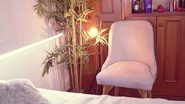 Lucy fit online show from 10.18.25