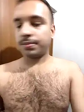 Snapshot of vishnuvinod_india chatting on 01.11.25 vishnuvinod india online show from 01.11.25