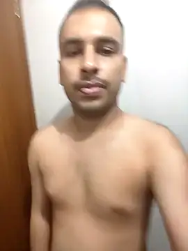 Snapshot of vishnuvinod_india chatting on 01.15.25 vishnuvinod india online show from 01.15.25