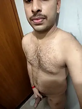 Snapshot of vishnuvinod_india chatting on 02.13.25 vishnuvinod india online show from 02.13.25