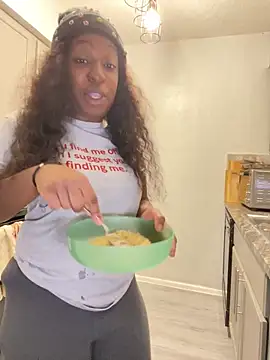 tokyopetitexx online show from 12.17.25