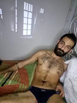 Snapshot of Drkats chatting on 11.23.25 Drkats online show from 11.23.25