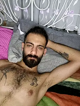 Snapshot of Drkats chatting on 12.03.25 Drkats online show from 12.03.25