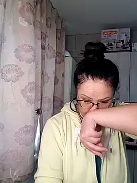 x  KHALEESI  x online show from 11.06.25