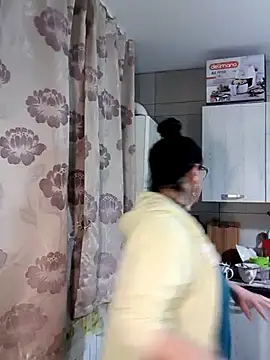 x  KHALEESI  x online show from 11.08.25