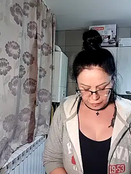 x  KHALEESI  x online show from 11.20.25