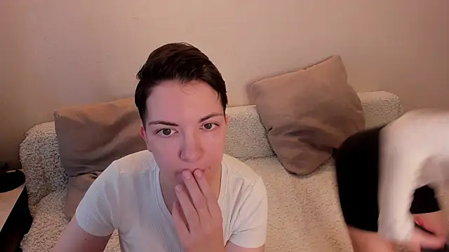 Snapshot of secret_dreams__ chatting on 02.23.25 secret dreams online show from 02.23.25