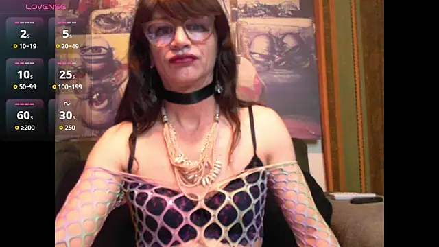 Snapshot of TheBlackWtch chatting on 03.26.26 TheBlackWtch online show from 03.26.26