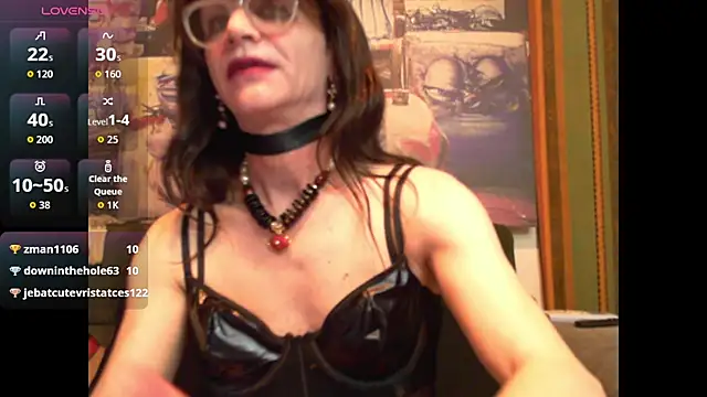 Snapshot of TheBlackWtch chatting on 04.14.26 TheBlackWtch online show from 04.14.26