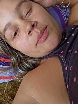 Snapshot of sweet_lucia chatting on 03.01.25 sweet lucia online show from 03.01.25