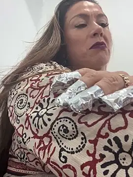 Snapshot of angelitasexy81 chatting on 01.14.25 angelitasexy81 online show from 01.14.25