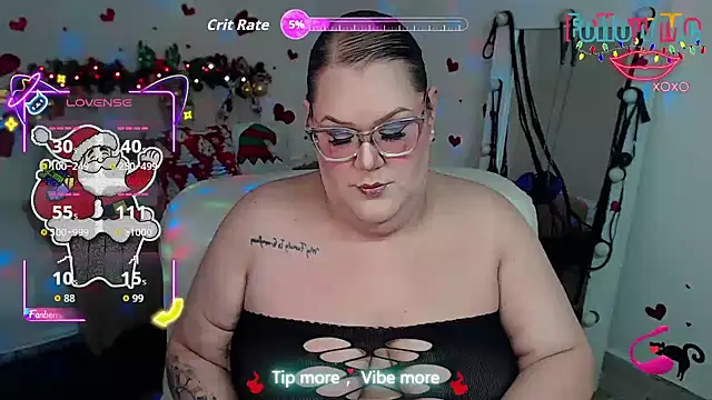 Snapshot of GiannaMorrys chatting on 12.20.25 GiannaMorrys online show from 12.20.25