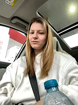 MaryHiggins online show from 10.24.25