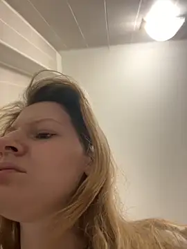 MaryHiggins online show from 11.16.25