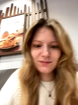 MaryHiggins online show from 11.21.25