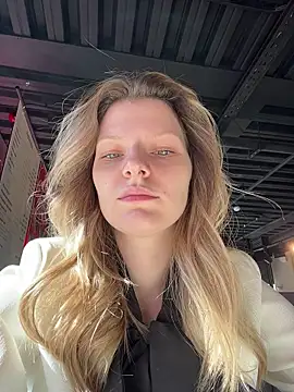 MaryHiggins online show from 04.10.26