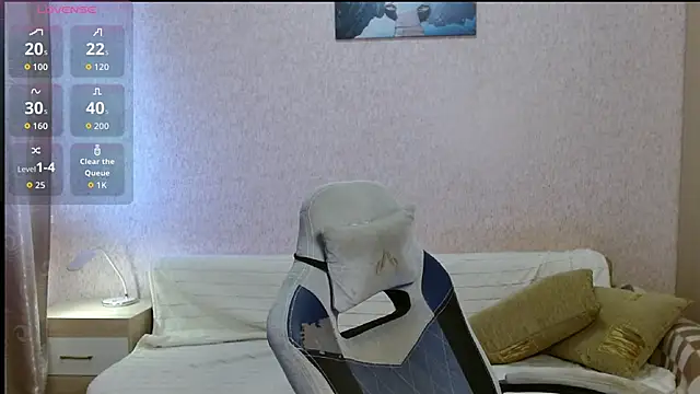 Aestheticguy101 online show from 10.31.25