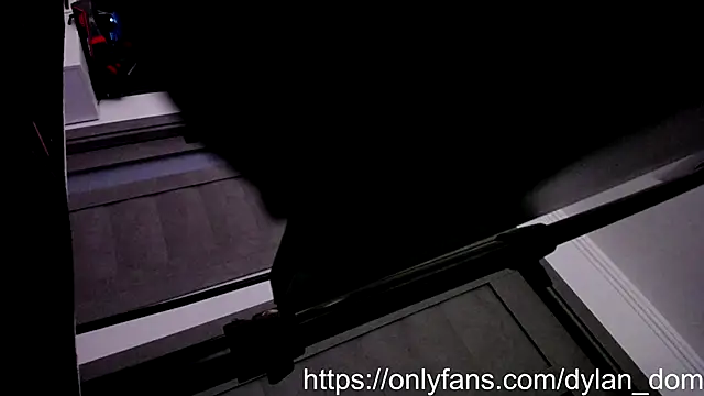 dyllan dom  online show from 10.25.25