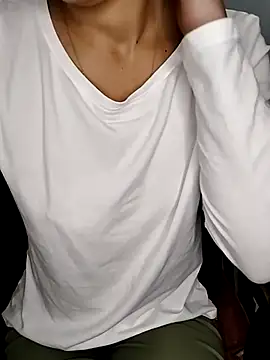 megan2021 online show from 12.03.25