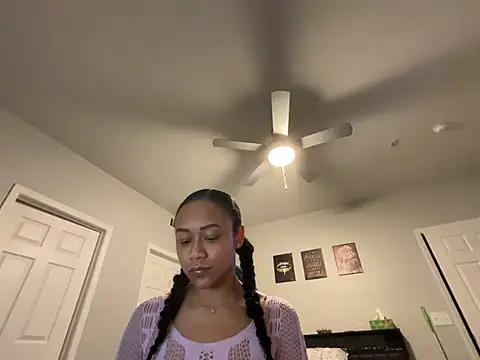 RylHoneyy online show from 01.11.26