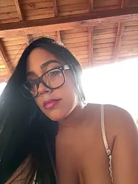 Snapshot of WHAAATTTTTTTTTT chatting on 01.17.25 WHAAATTTTTTTTTT online show from 01.17.25