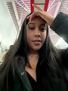 Snapshot of WHAAATTTTTTTTTT chatting on 12.16.25 WHAAATTTTTTTTTT online show from 12.16.25