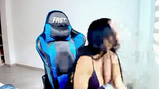 Snapshot of sophiax-x chatting on 03.11.26 sophiax-x online show from 03.11.26