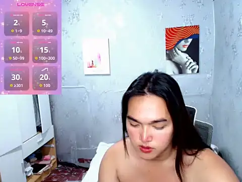 Snapshot of MoaningKylie chatting on 10.14.25 MoaningKylie online show from 10.14.25