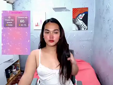 Snapshot of MoaningKylie chatting on 11.01.25 MoaningKylie online show from 11.01.25