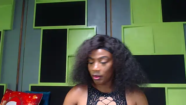 SexyAssDivaxxx online show from 02.12.25