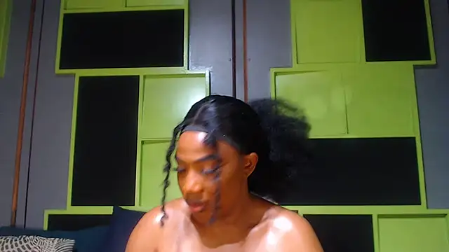 SexyAssDivaxxx online show from 10.19.25