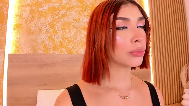 Alana 2916  online show from 10.25.25