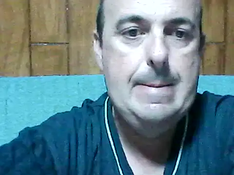 Snapshot of Hot-pico76 chatting on 10.18.25 Hot-pico76 online show from 10.18.25