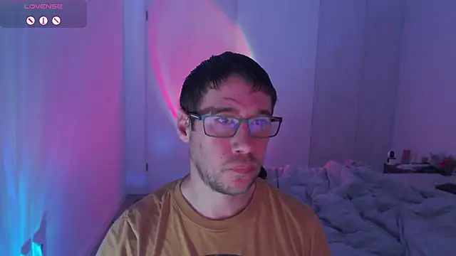 Snapshot of Thomas_Mrd chatting on 11.08.25 Thomas Mrd online show from 11.08.25