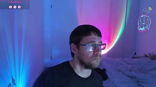 Snapshot of Thomas_Mrd chatting on 12.13.25 Thomas Mrd online show from 12.13.25