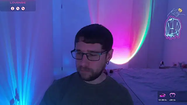 Snapshot of Thomas_Mrd chatting on 12.20.25 Thomas Mrd online show from 12.20.25