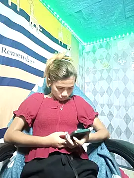 Snapshot of Cutie_body11 chatting on 02.16.25 Cutie body11 online show from 02.16.25