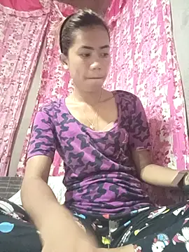 Snapshot of Cutie_body11 chatting on 02.19.25 Cutie body11 online show from 02.19.25