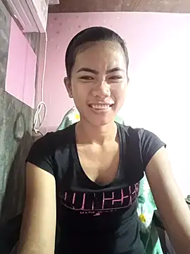 Snapshot of Cutie_body11 chatting on 11.07.25 Cutie body11 online show from 11.07.25