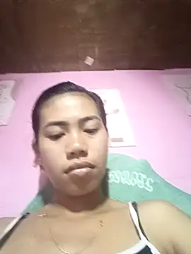 Snapshot of Cutie_body11 chatting on 11.10.25 Cutie body11 online show from 11.10.25